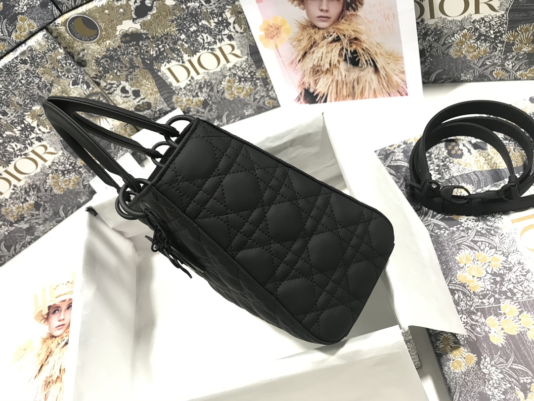 Medium Lady Dior Bag Black Ultramatte Cannage Calfskin